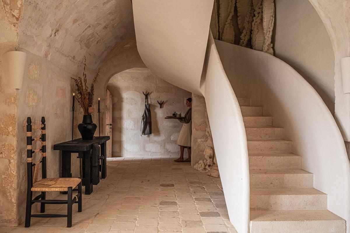 Son Blanc Farmhouse_26
