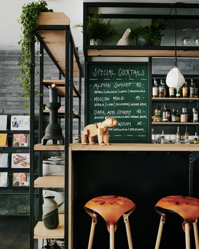 The Cambrian bar with bar stools