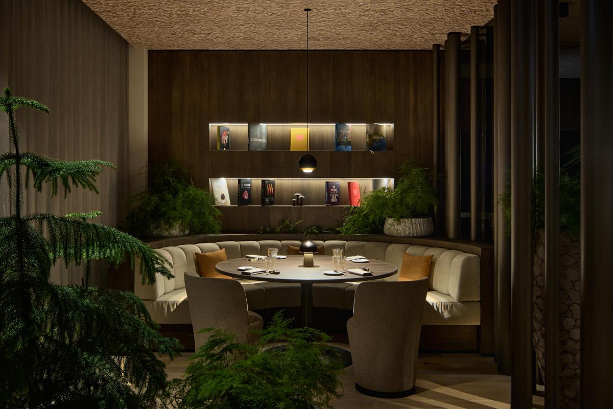 Badia Hill lobby