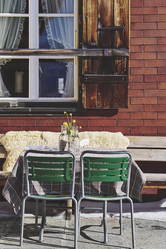 Wengernalp Hotel. Sun Terrace with table and chairs. Jonathan Ducrest