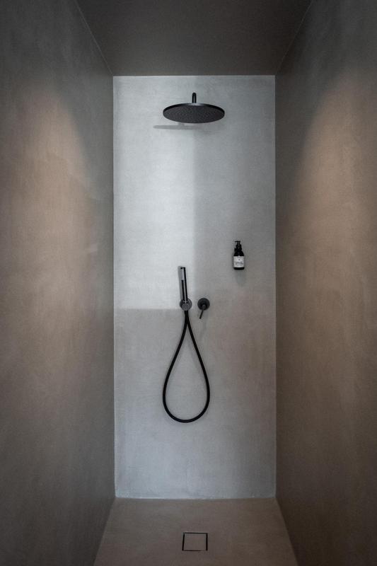 Adler Brixen shower