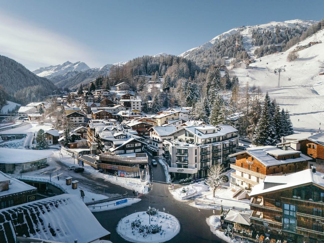 Ullrhaus_St Anton village 2025
