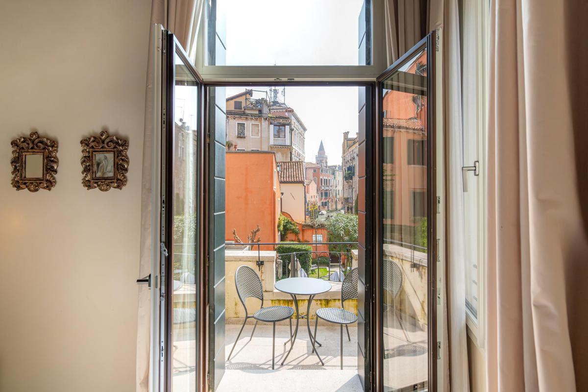 Palazzo Morosini_Apartments Balcony