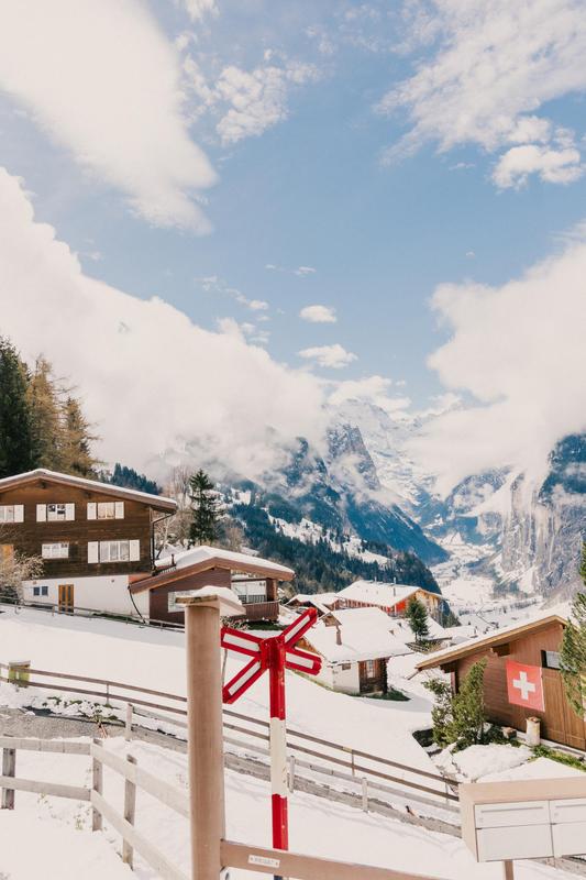 Grand Hotel Belvedere winter setting