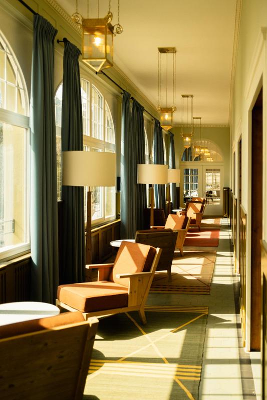 Grand Hotel Belvedere Lobby near windows