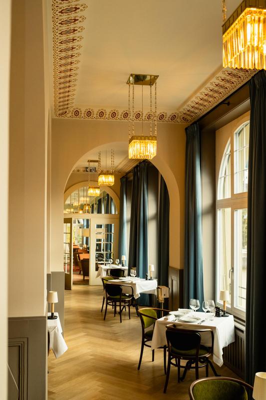 Grand Hotel Belvedere Restaurant near window