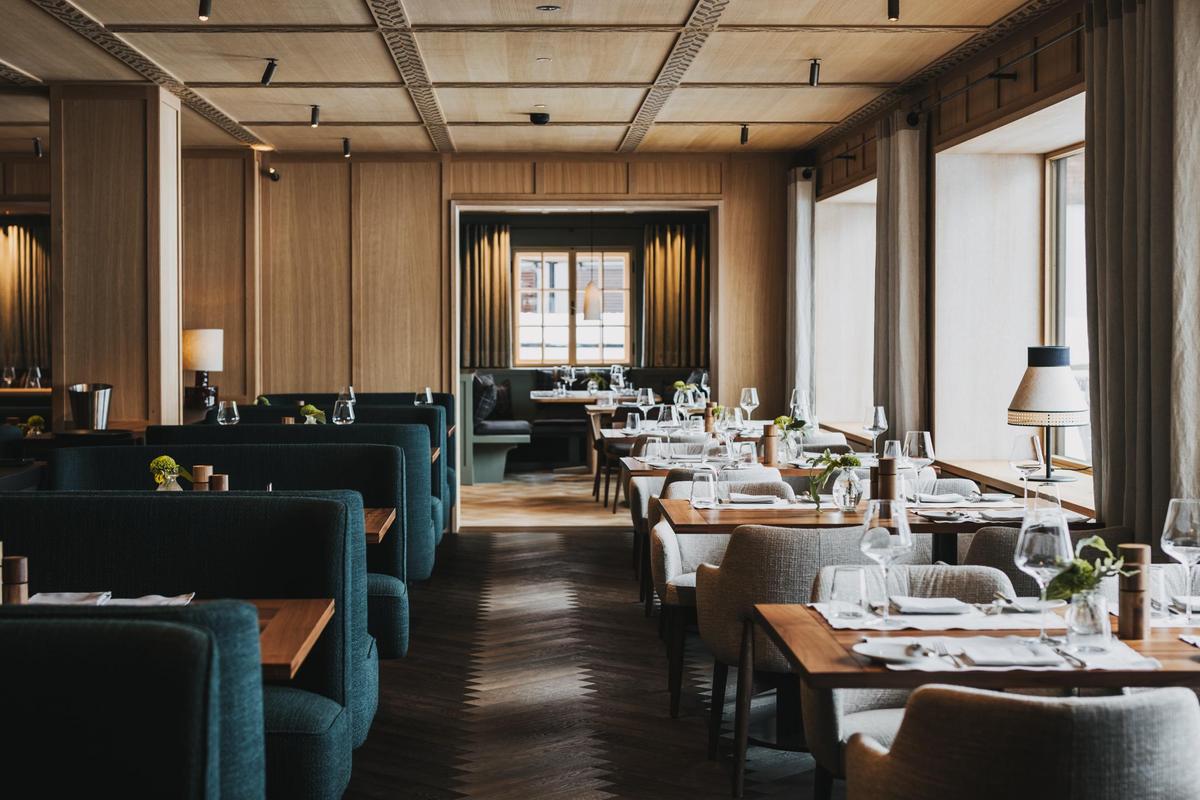 Der Berghof_restaurant hall February 2025