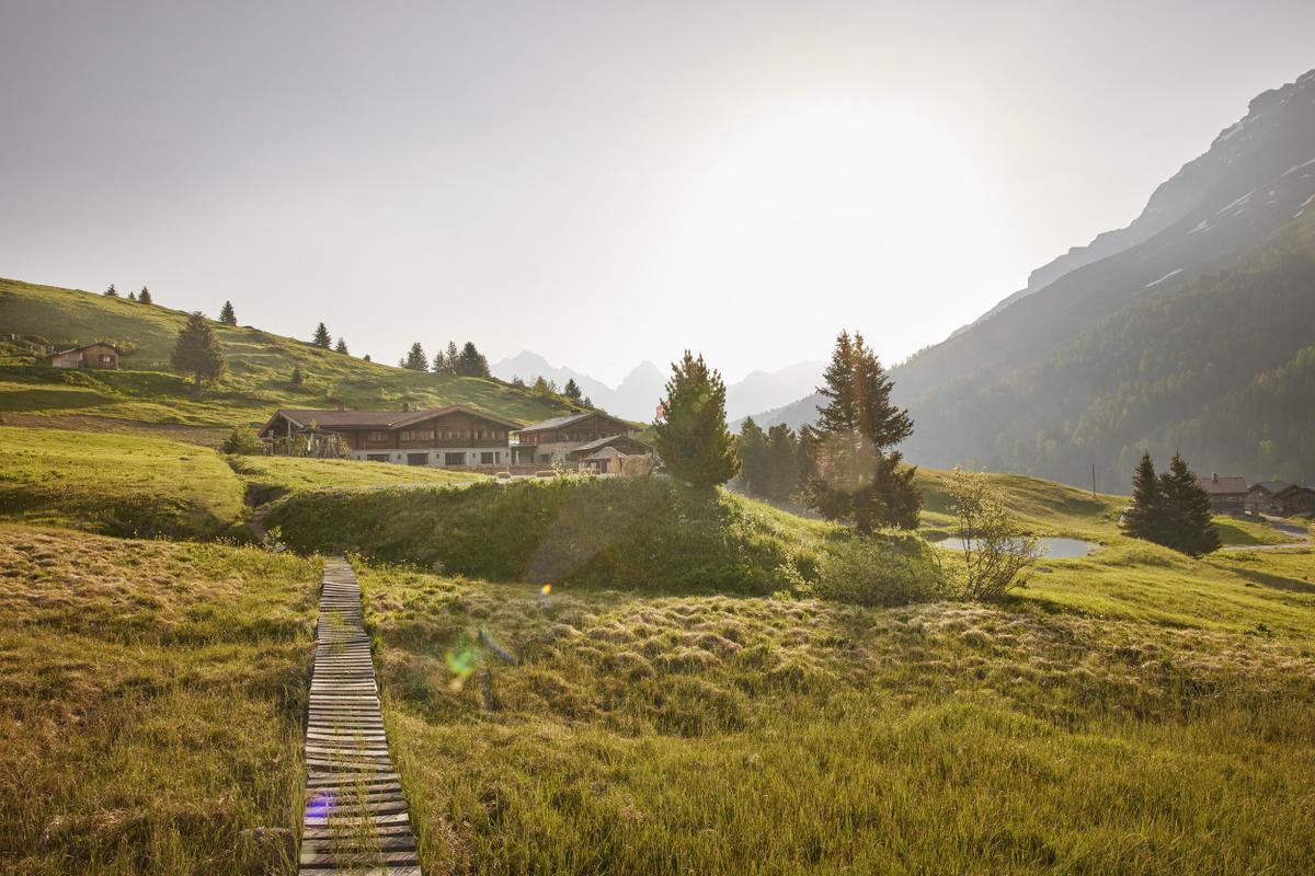 Berghuus Radons_Summer views of hotel