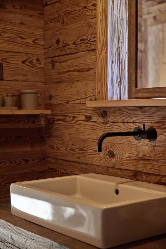 Berghuus Radons_Bathroom sink