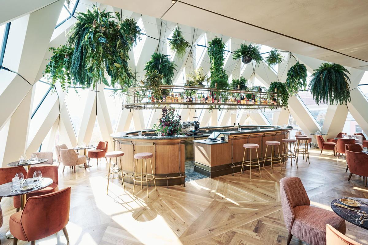 CHEZ BERNARD Restaurant