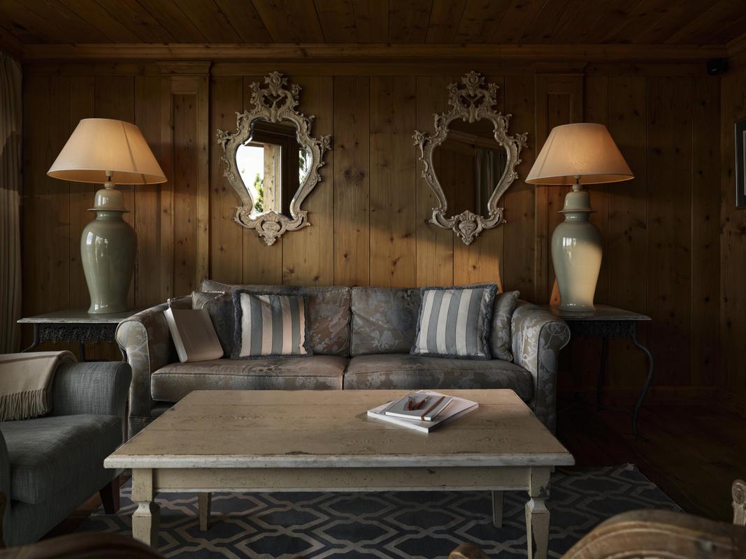Le Crans bedroom