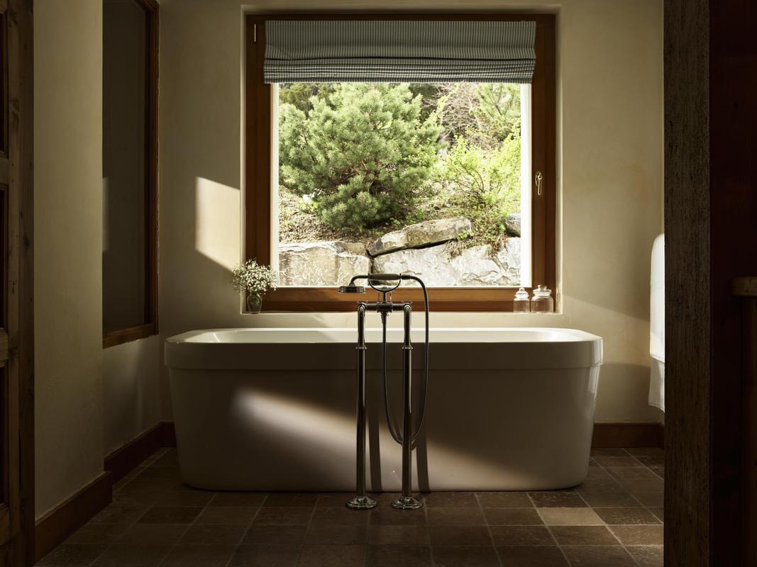 Le Crans bathroom