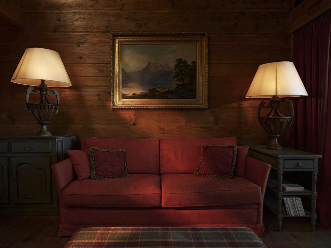 Le Crans interior details