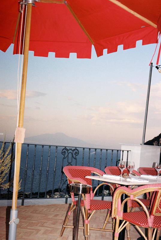 Il Capri Hotel_Terrace with umbrellas. Details