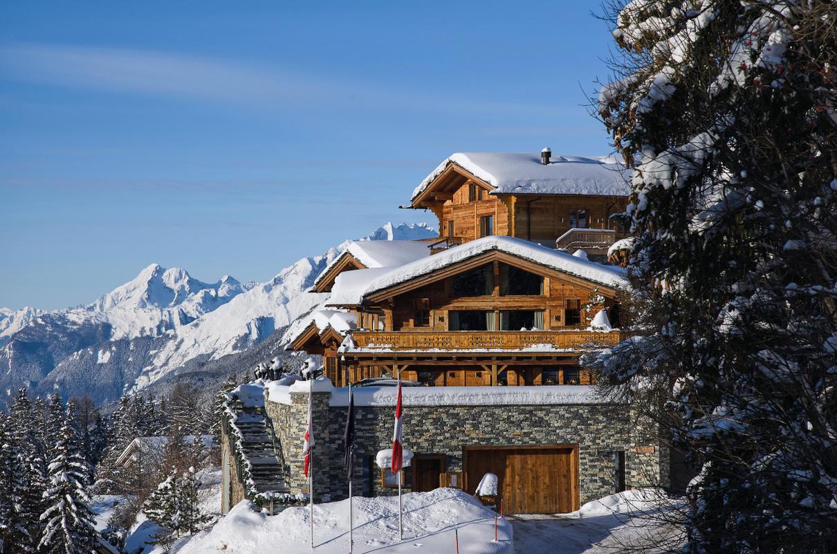 Le Crans in Crans-Montana, exteriors during winter