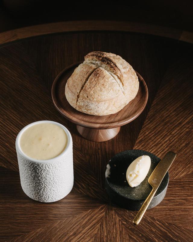Ansitz Steinbock new restaurant_bread and butter
