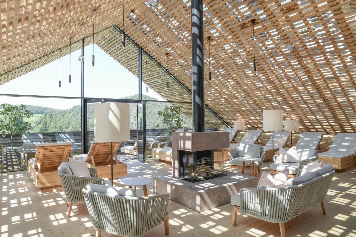 Hotel Lamm Spa with Sky Terrace