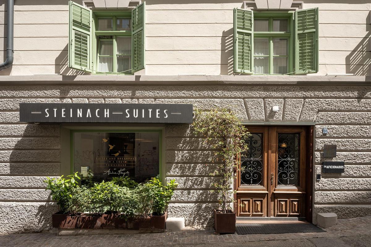 Steinach Townhouse facade