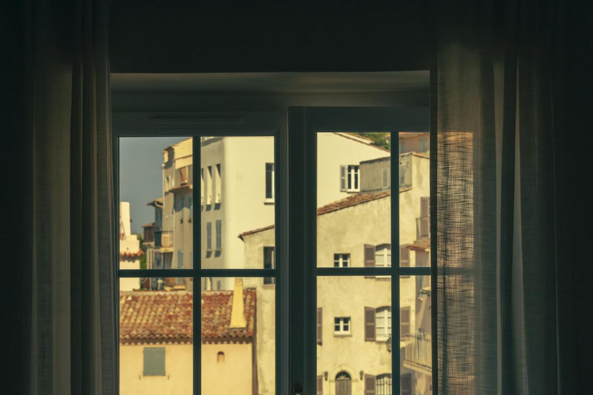La Ponche window view