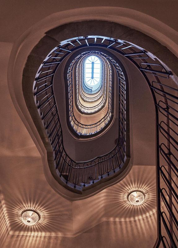 MOTTO staircase