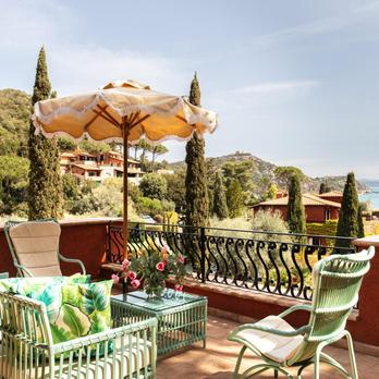Hotel Il Pellicano iconic suite terrace