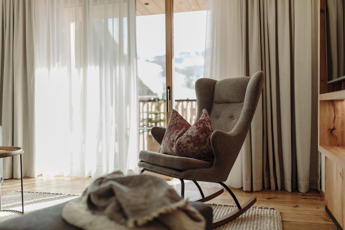 Post Maria Alm_lounge chair