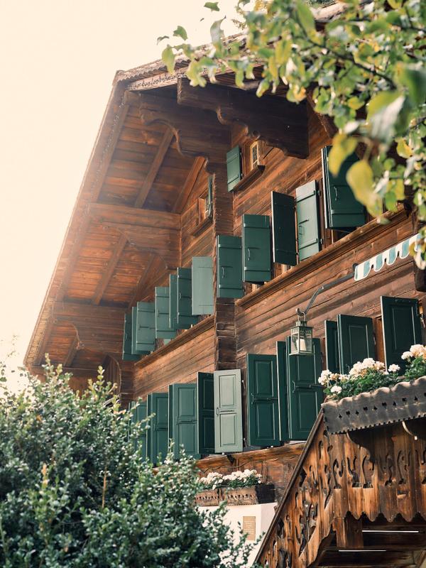 Le Chalet Saanen August 3rd, golden hour, Jonathan Ducrest