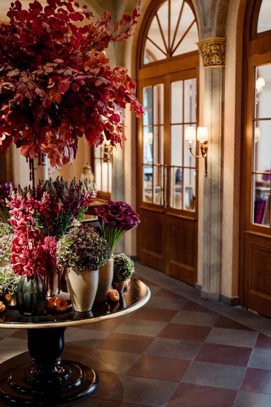 Grand Hotel Les Trois Rois entrance flowers