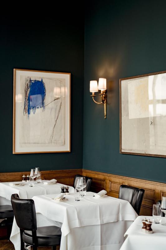 Grand Hotel Les Trois Rois dining area