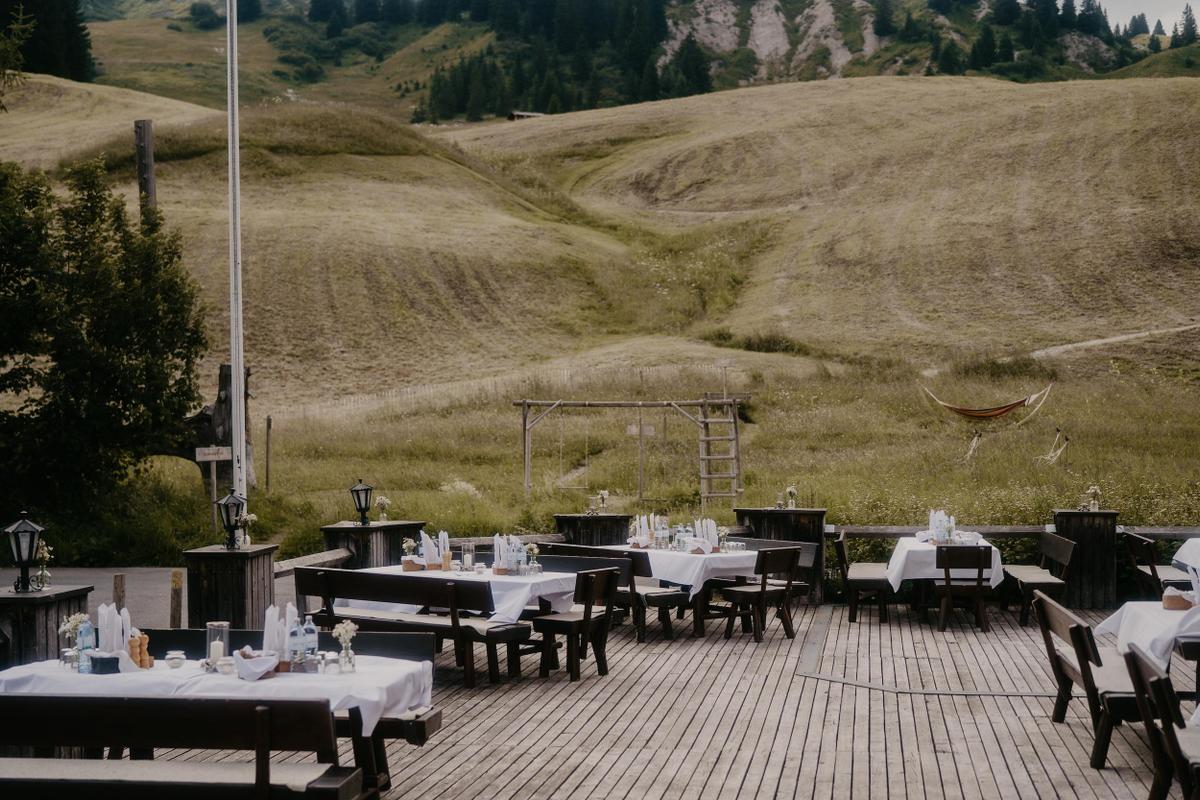 Goldener Berg outdoor restaurant