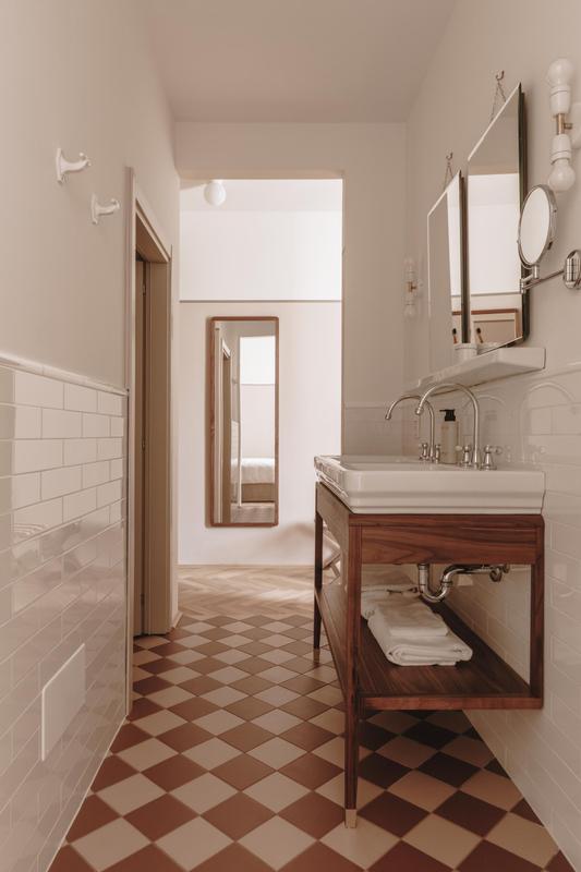 Parkhotel Mondschein bathroom