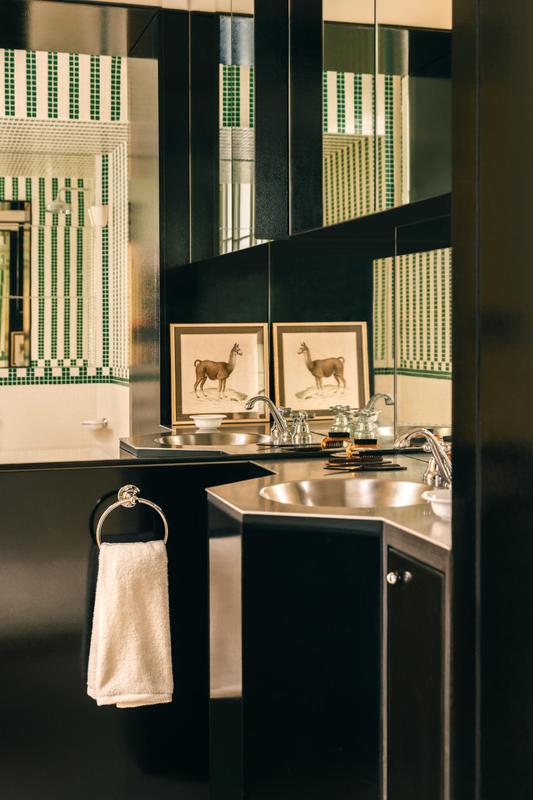 Cinabre Suites_Bathroom with sink