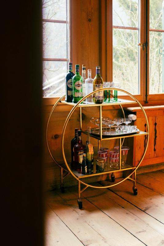 Nils Grubba_Le Chalet Saanen_bar trolley