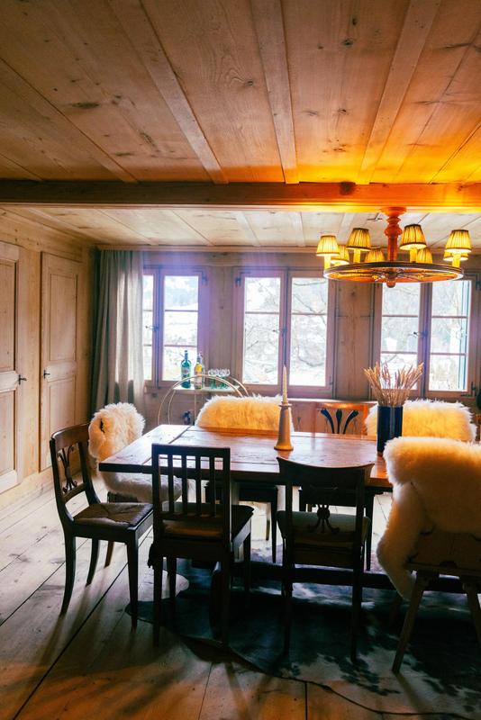 Nils Grubba_Le Chalet Saanen_dining room with views
