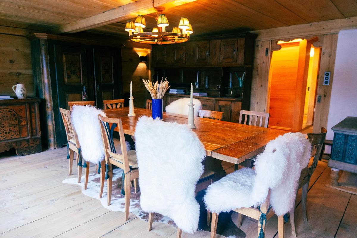Nils Grubba_Le Chalet Saanen_dining room horizontal