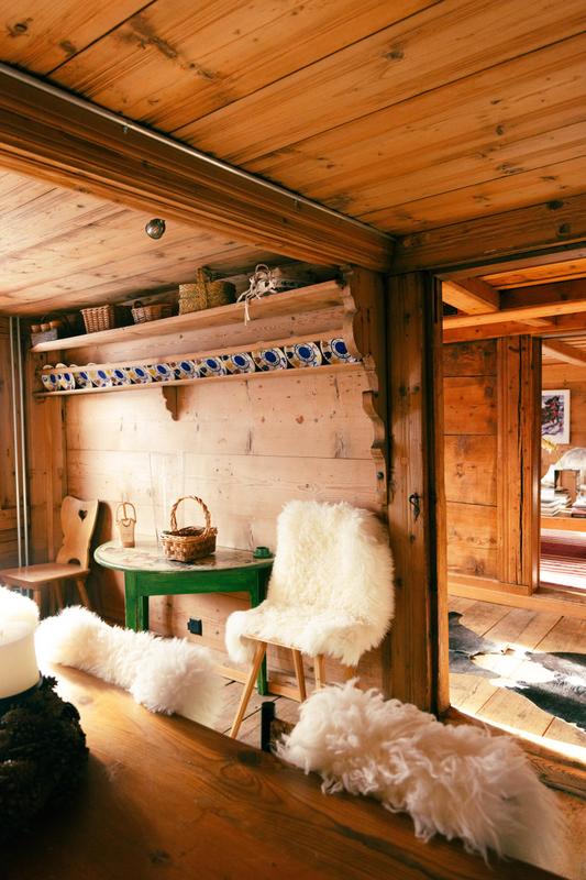 Le Chalet Lion Rouge_Nils Grubba_dining room details with chair