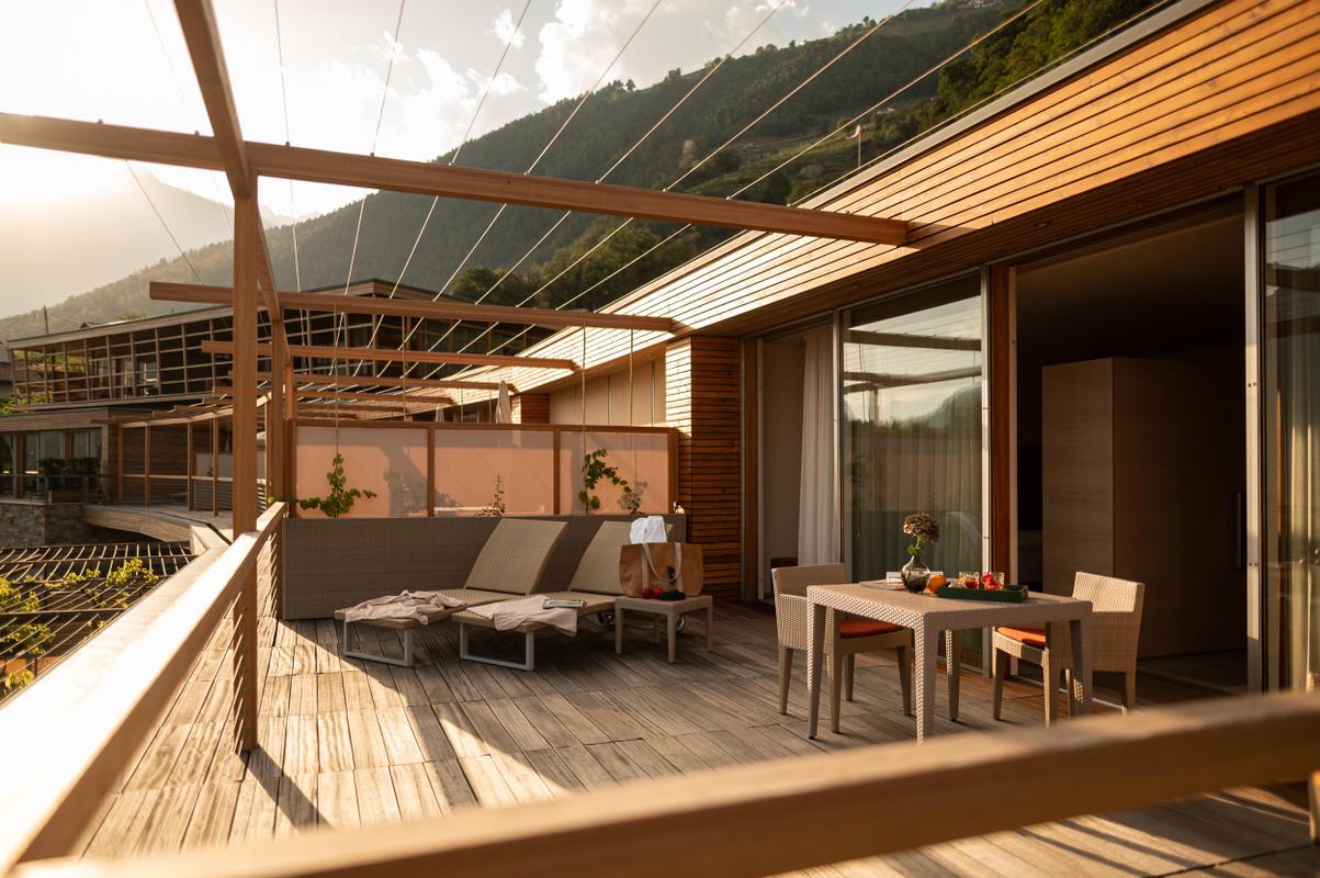 Pergola Residence_Patrick Schwienbacher_Full Balcony En Suite