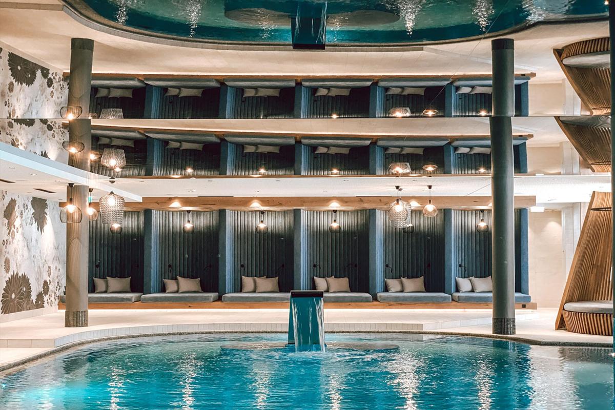 DAS EDELWEISS new pool wellness area