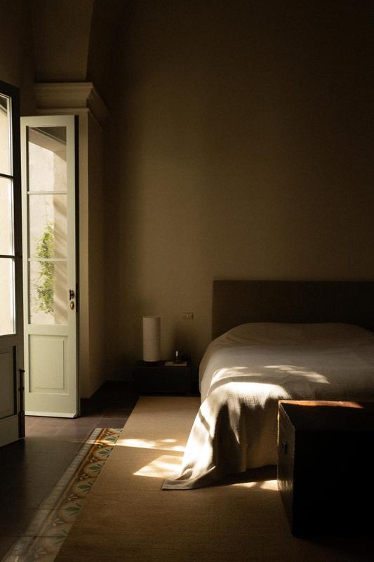 Palazzo Edmondo bedside
