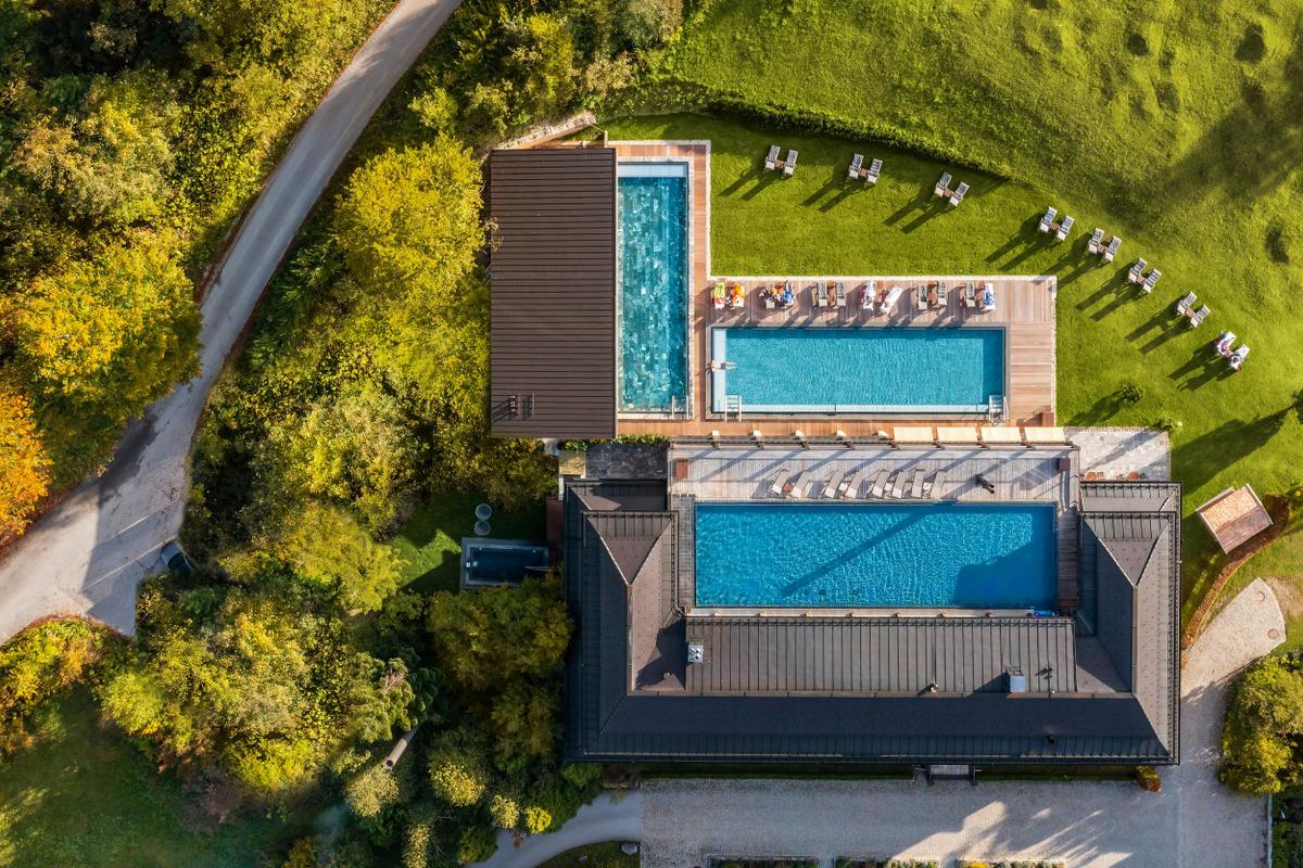 Schloss Elmau Retreat pool airview
