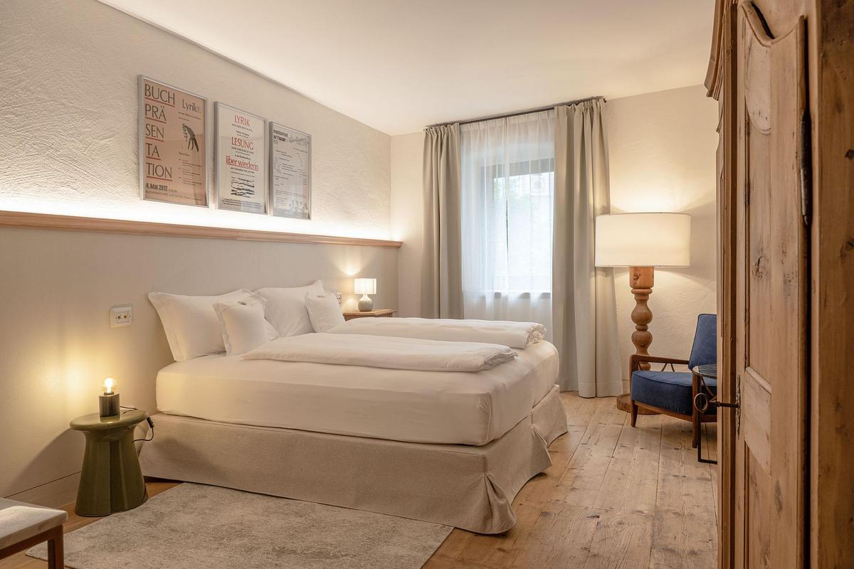 Steinach Townhouse bedroom interior