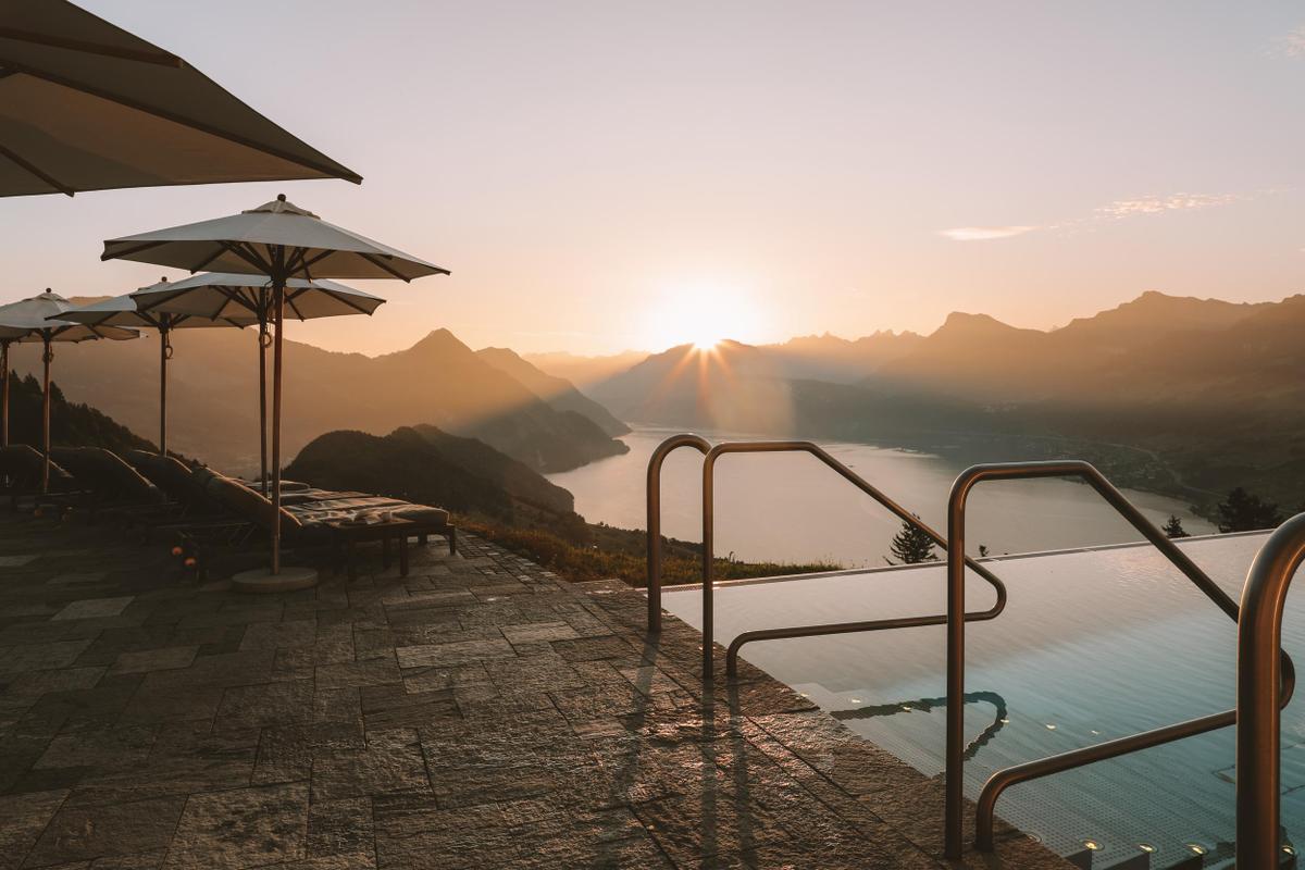 Villa Honegg sunset from pool