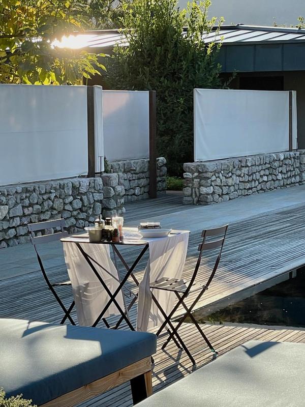 VIVERE Arco Italy_Terrace Bistro Table Breakfast