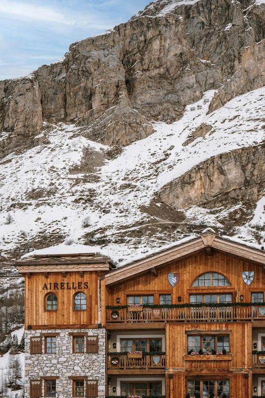 Airelles Val d'Isère facade with mountains